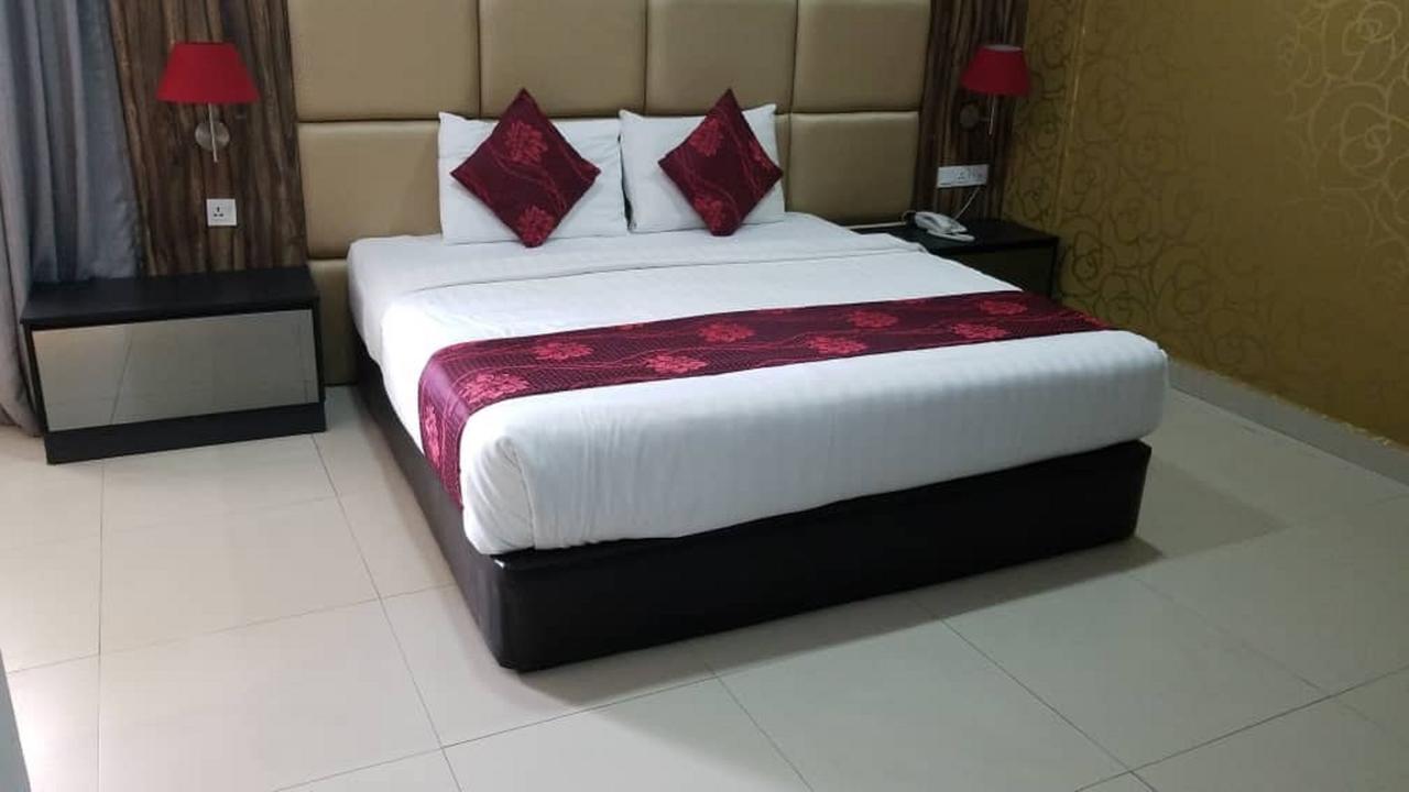 Signature Hotel @ Bangsar South Куала Лумпур Екстериор снимка