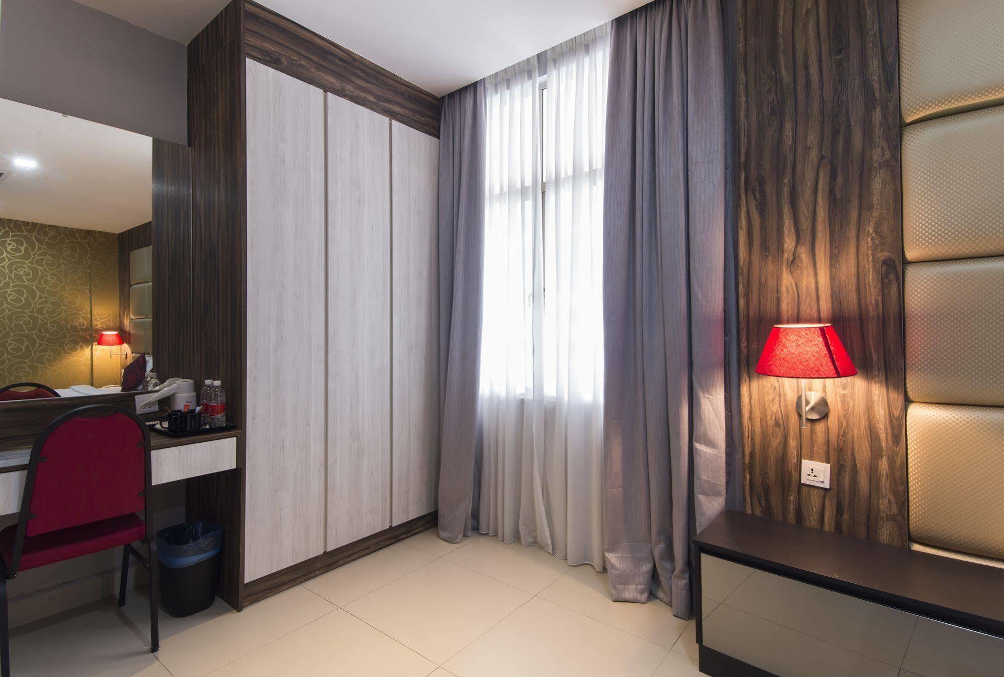 Signature Hotel @ Bangsar South Куала Лумпур Екстериор снимка