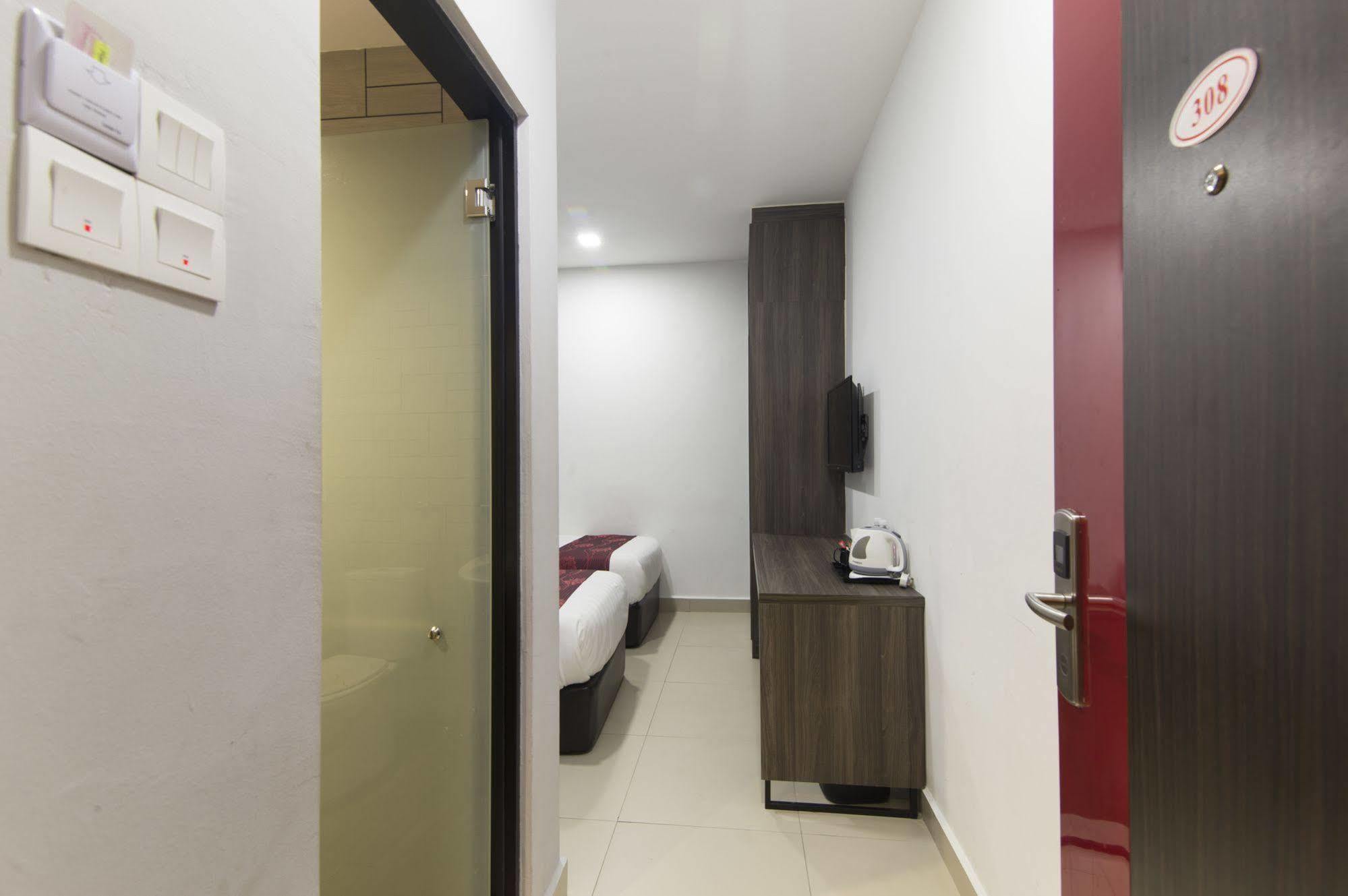 Signature Hotel @ Bangsar South Куала Лумпур Екстериор снимка