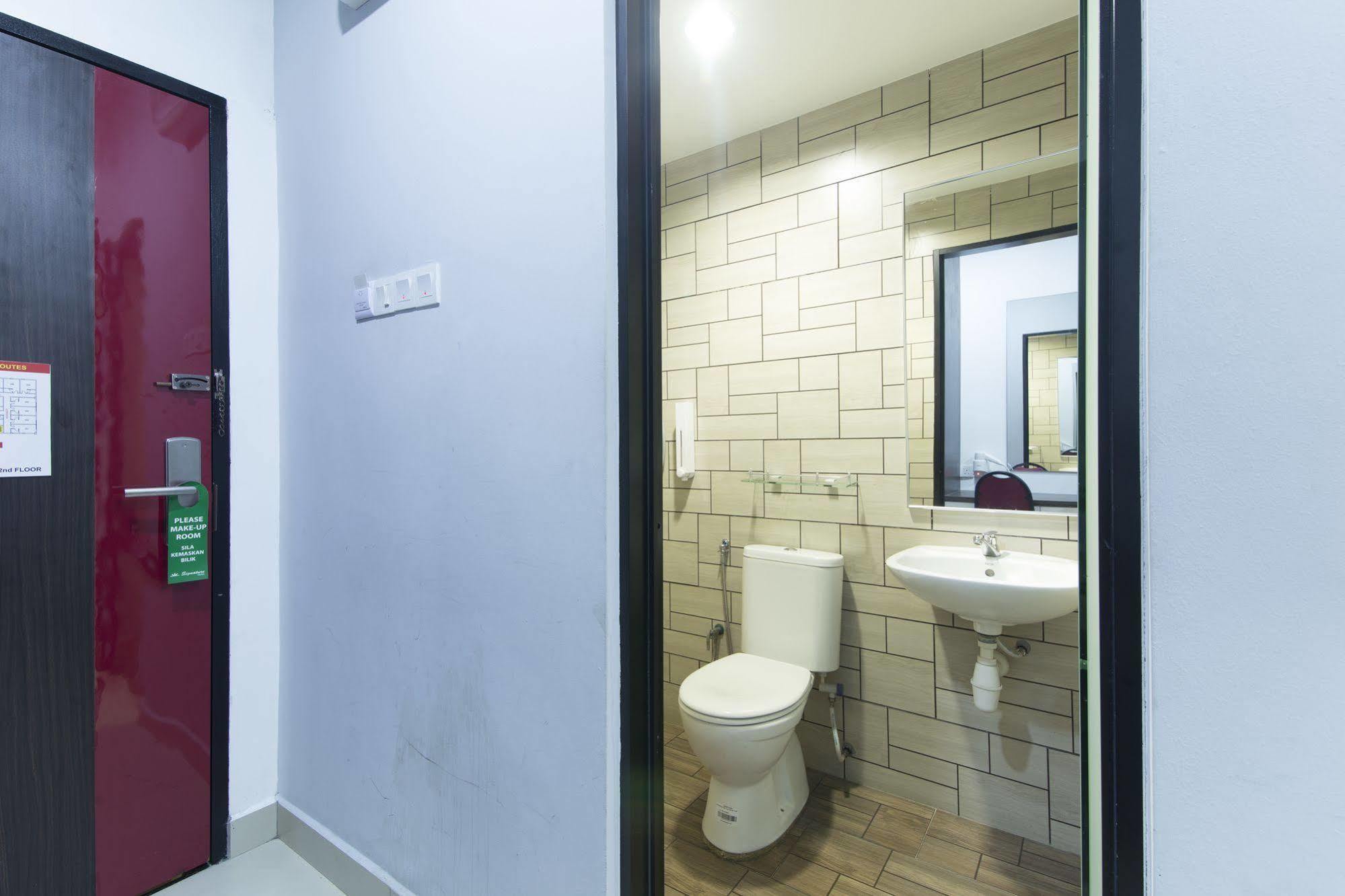 Signature Hotel @ Bangsar South Куала Лумпур Екстериор снимка